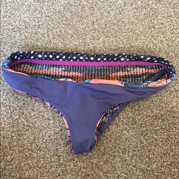 Reversible bikini bottoms - Picture 3 of 3